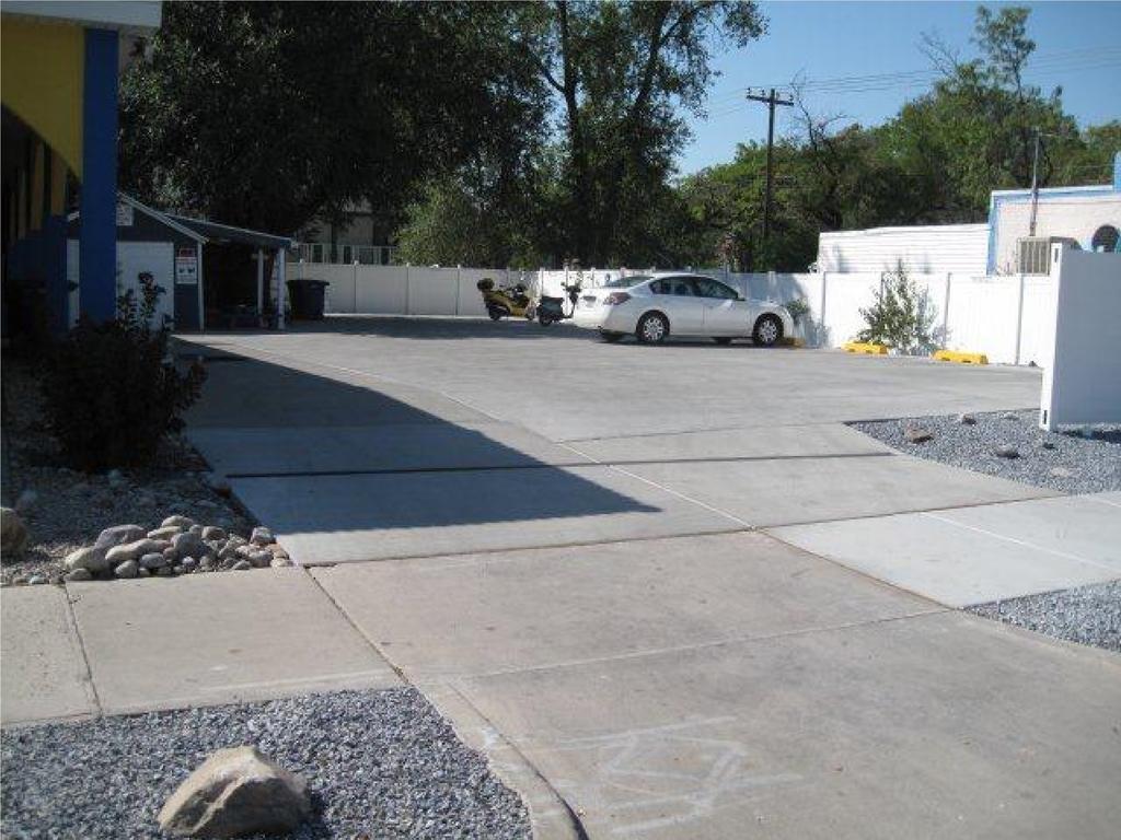 Camelot Inn & Hostel Salt Lake City Exterior photo