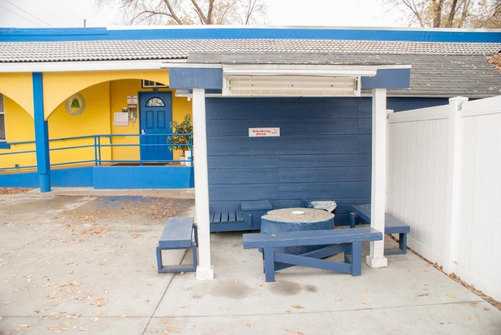 Camelot Inn & Hostel Salt Lake City Exterior photo